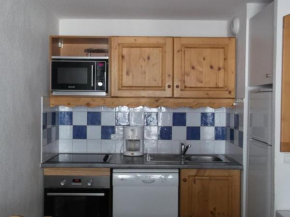 Charmant 3 pièces, balcon, au pied des pistes, parking, WIFI - FR-1-262-154